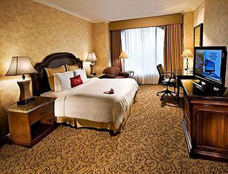 Crowne Plaza Anaheim Resort 02.[1]